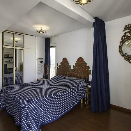 Piso Amplio Con Vistas Laterales Al Mar * Castell-Platja d’Aro